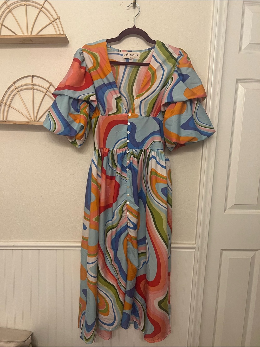 Multicolor Swirl Midi Dress with Puff Sleeves